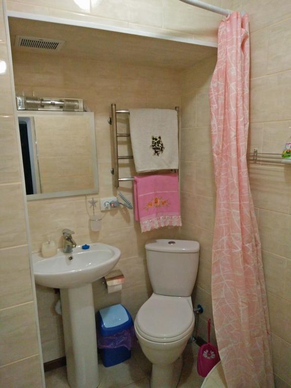 Apartment Nr Railway Station オデッサ エクステリア 写真